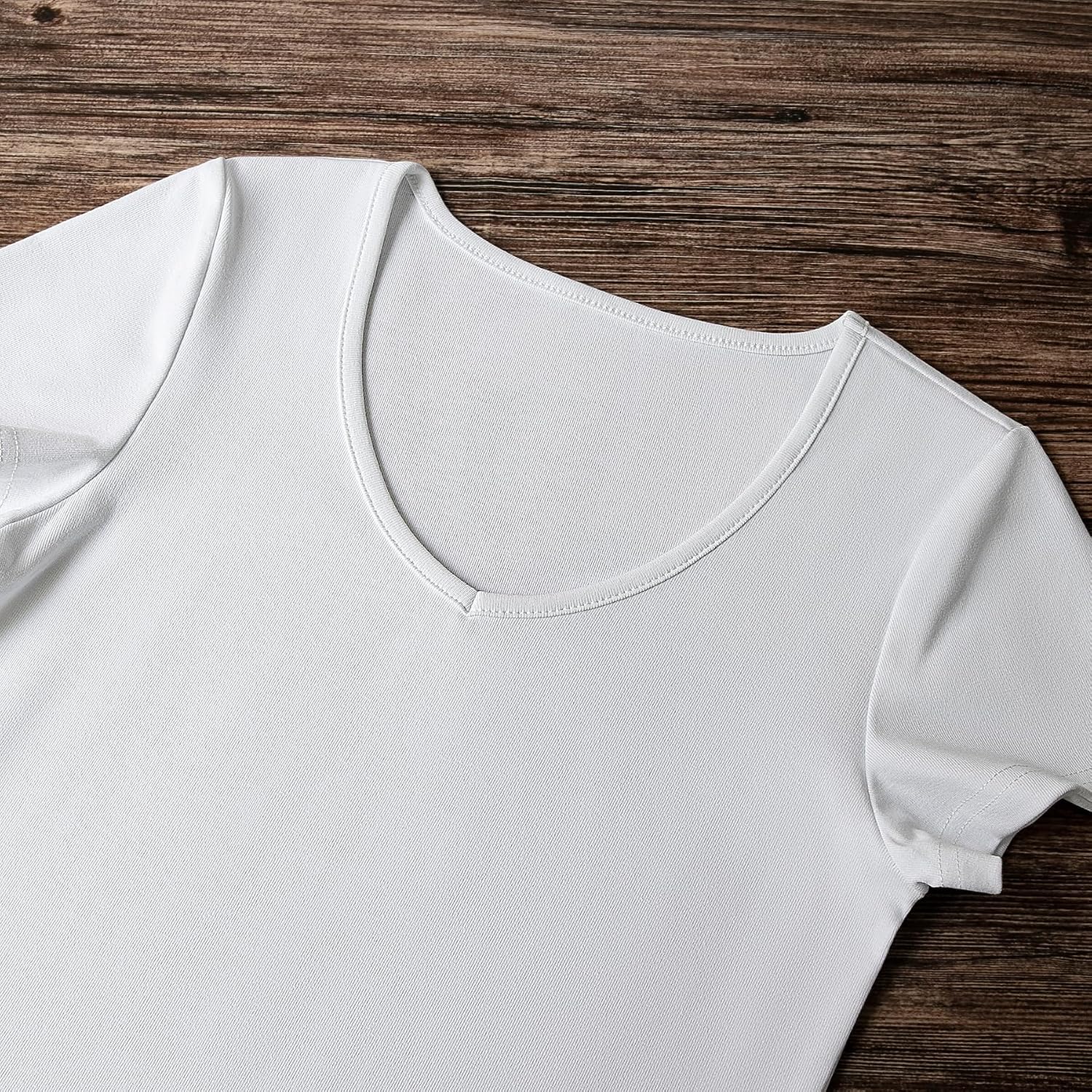 4 Pack Womens V Neck T-Shirts Short Sleeve Cotton Crop Tops Slim Fit Summer Basic Tee 4 Pack Womens V Neck T-Shirts Short Sleeve Cotton Crop Tops Slim Fit Summer Basic Tee